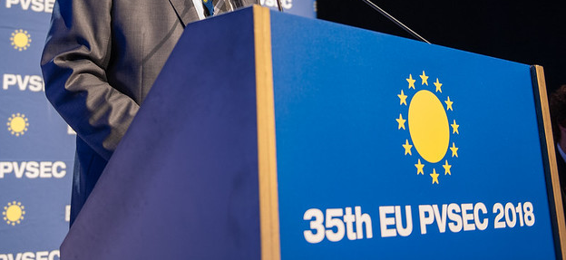 A Decision Support System based on Earth observation exploitation for renewable energy plants management